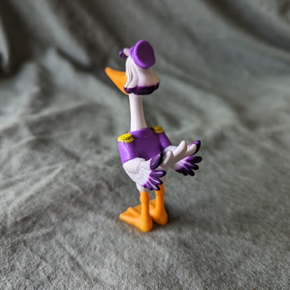 5/$20 🌼 Disney Jr T.O.T.S. Beakman Pelican Purple Vest Figure Toy 3.5" Cake - Picture 7 of 15